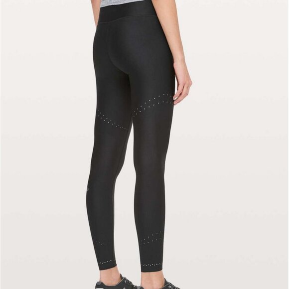 Lululemon Zoned In black leggings - Picture 7 of 8